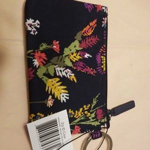 Vera Bradley Accessories - ❤Midnight Wildflower Zip ID Case Vera Bradley Accessories - ❤Midnight Wildflower Zip ID Case
